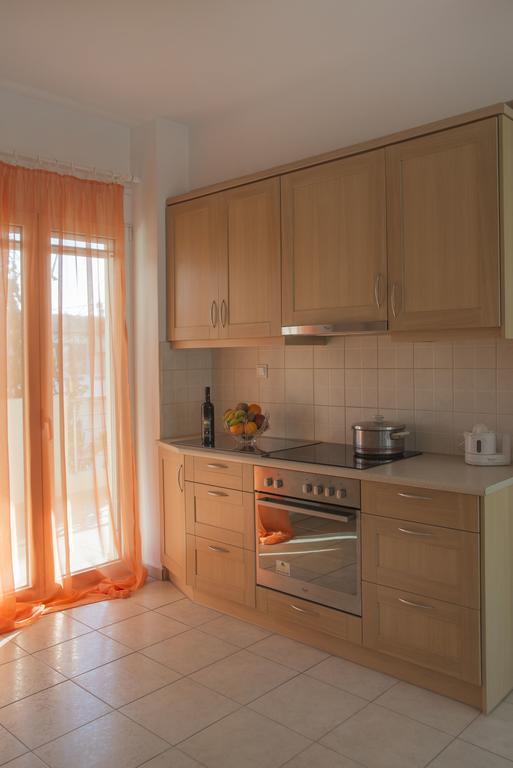Georgia'S Family Apartment Ираклион Экстерьер фото